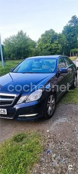 Usado Mercedes E220 Avantgarde 170 CV (125 kW) 2011 Azul Berlina