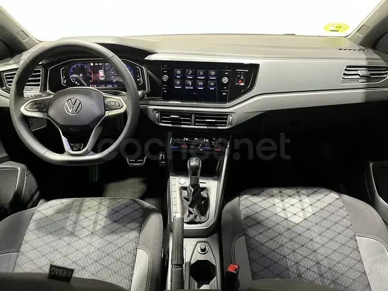 Usado VW Taigo R-line 116 CV (85 kW) 2025 Rojo SUV