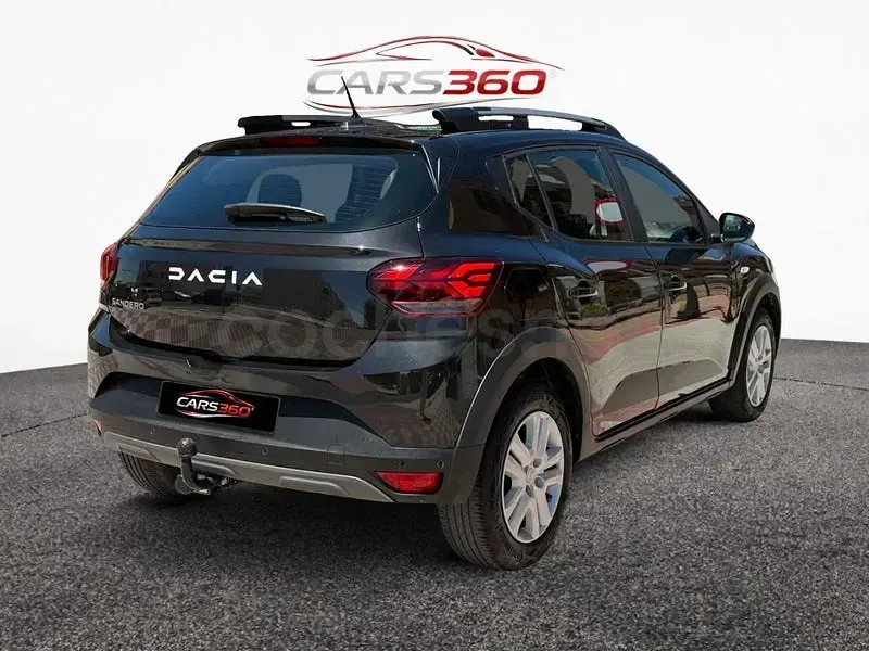 Usado Dacia Sandero Expression 101 CV (74 kW) 2023 Negro Berlina