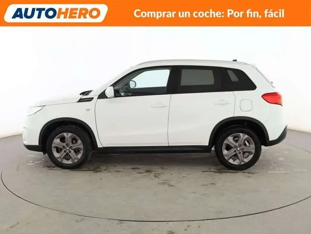 Usado Suzuki Vitara GLX 120 CV (88 kW) 2017 Blanco SUV