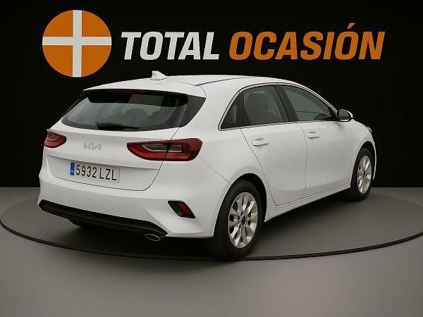 Usado Kia Ceed 120 CV (88 kW) 2022 Blanco Utilitario