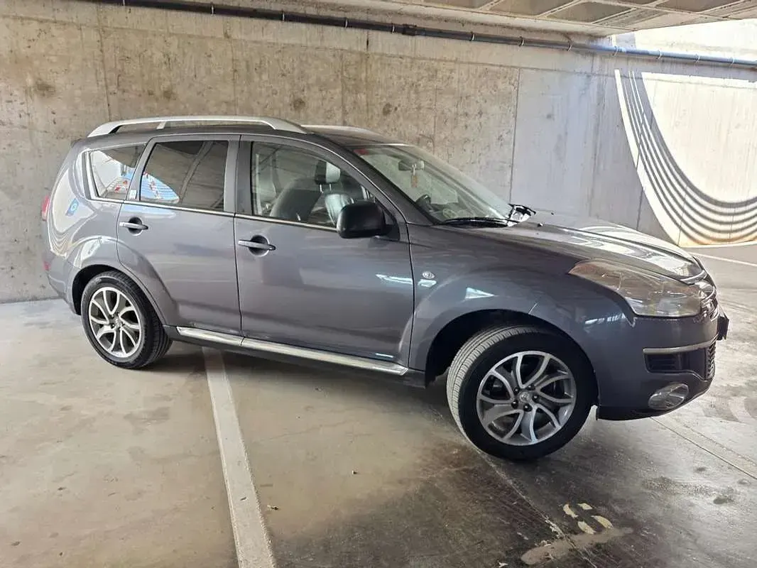 Usado Citroën C-Crosser Exclusive 160 CV (117 kW) 2008 Gris SUV