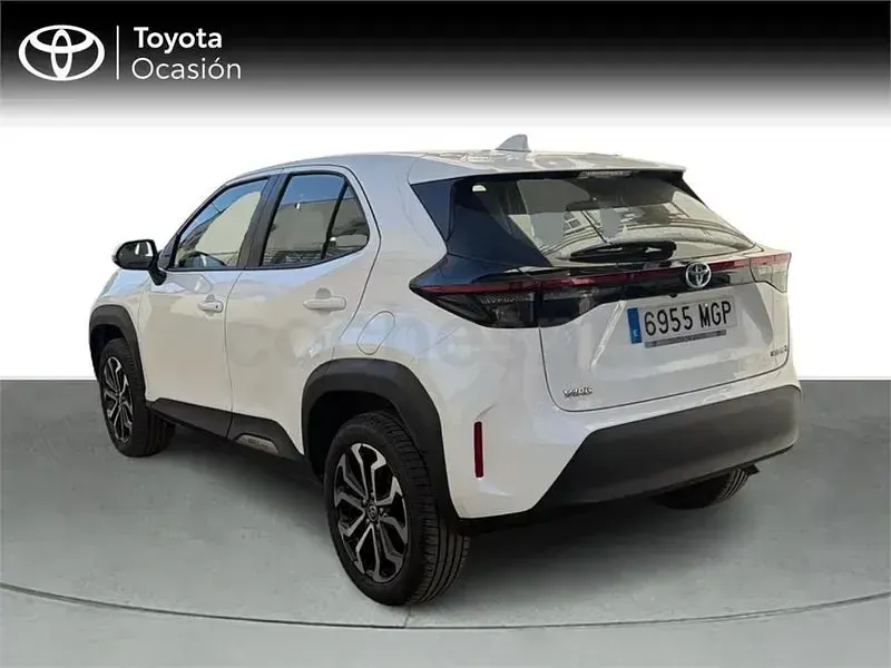 Usado Toyota Yaris Cross Active 116 CV (85 kW) 2023 Blanco SUV