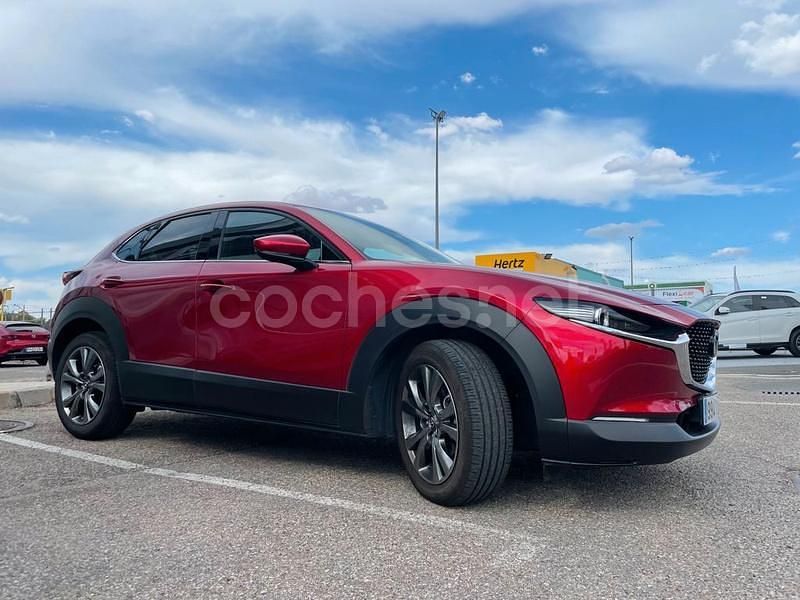 Usado Mazda CX-30 Exclusive-Line 186 CV (136 kW) 2024 Granate SUV
