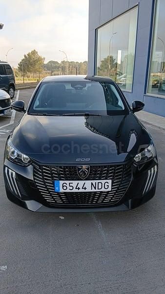 Usado Peugeot 208 Style 100 CV (73 kW) 2025 Negro Utilitario
