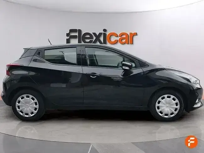 Usado Nissan Micra Acenta 92 CV (67 kW) 2022 Negro Utilitario