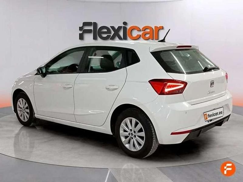 Usado Seat Ibiza Reference 80 CV (58 kW) 2025 Blanco Utilitario