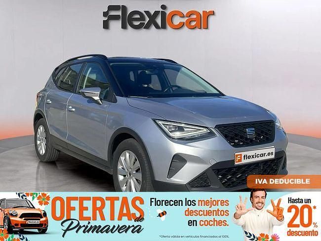 Usado Seat Arona Style 110 CV (80 kW) 2022 Gris SUV