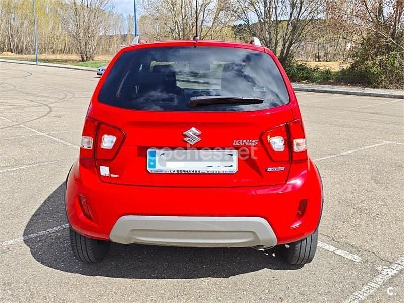 Usado Suzuki Ignis 90 CV (66 kW) 2021 Rojo SUV