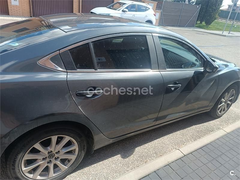 Usado Mazda 6 Style 150 CV (110 kW) 2014 Gris / plata Berlina