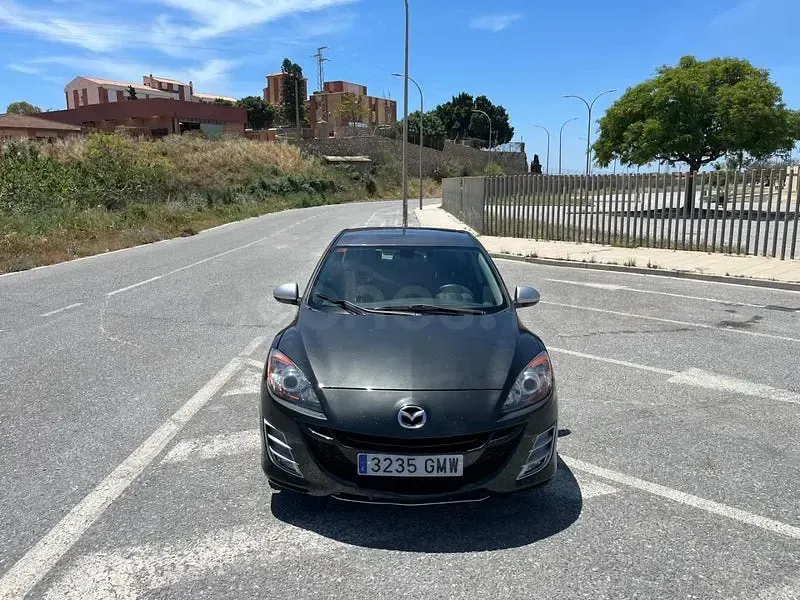 Usado Mazda 3 Sportive 109 CV (80 kW) 2009 Gris / plata Berlina
