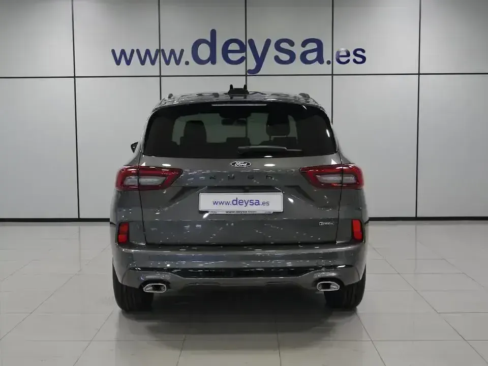 Usado Ford Kuga ST-Line X 243 CV (178 kW) 2026 Gris SUV