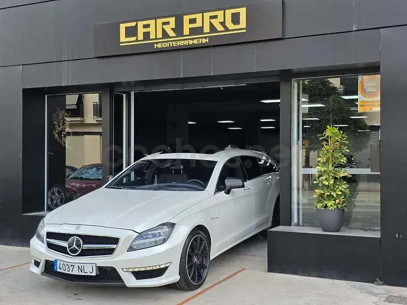 Usado Mercedes CLS63 AMG Shooting Brake AMG 585 CV (430 kW) 2014 Blanco Familiar