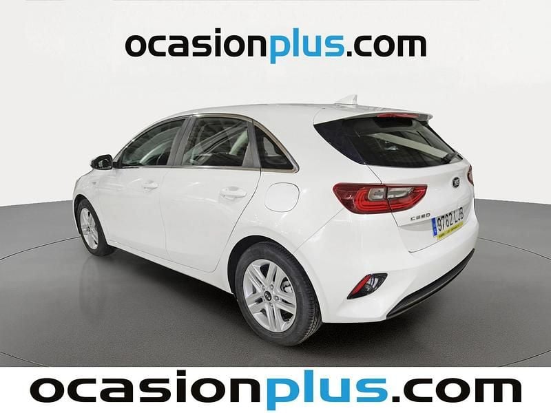 Usado Kia Ceed 120 CV (88 kW) 2020 Blanco Utilitario