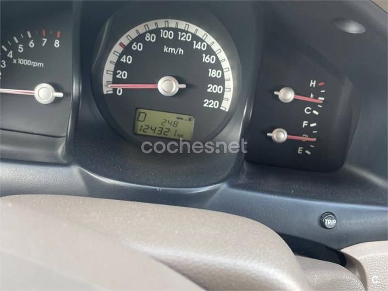 Gris / plata Usado 2005 Kia Sportage EX SUV | 4500 € - Imagen 1/4