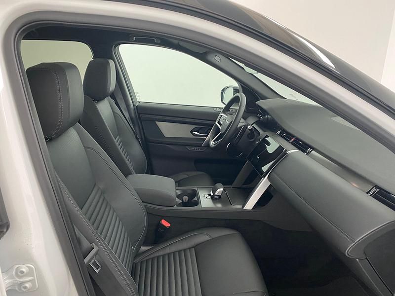 Usado Land Rover Discovery Sport SE Dynamic 204 CV (150 kW) 2025 Blanco SUV