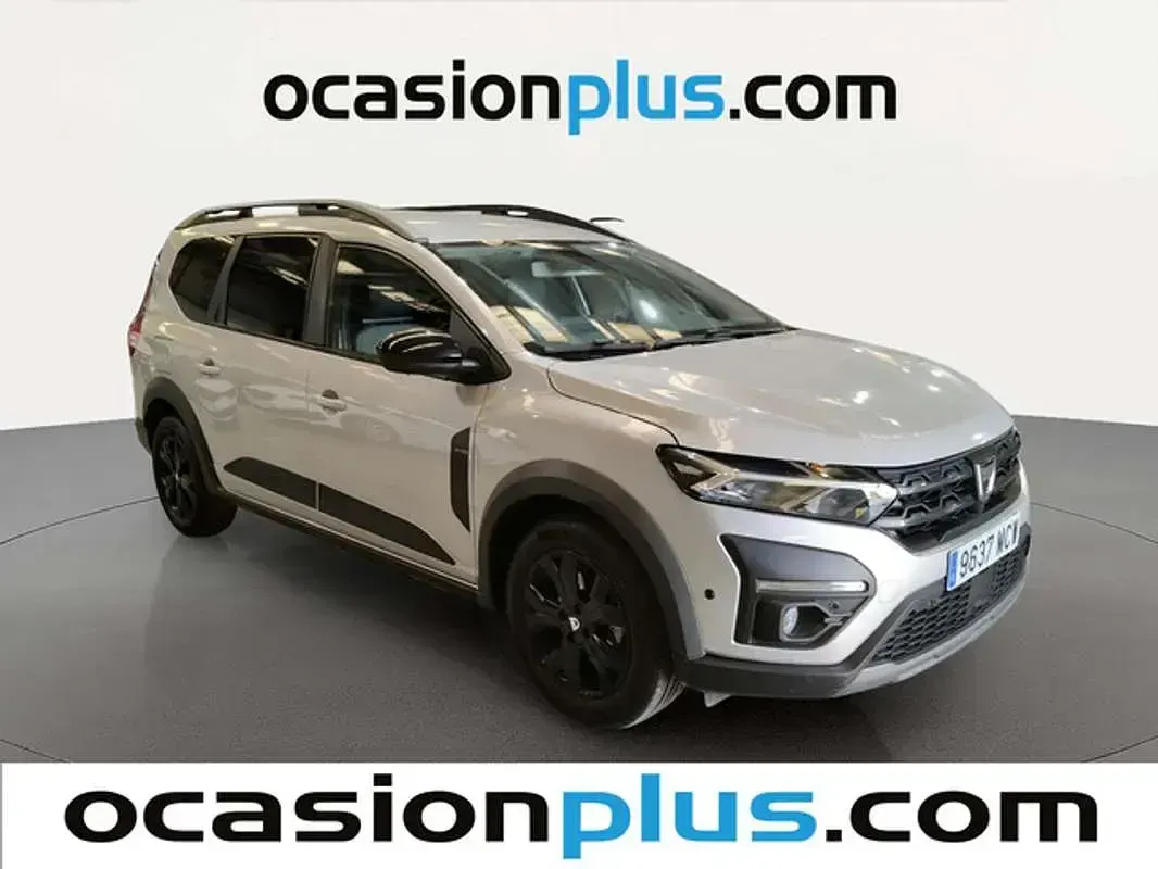 Usado Dacia Jogger Extreme 110 CV (80 kW) 2022 Plateado Monovolumen