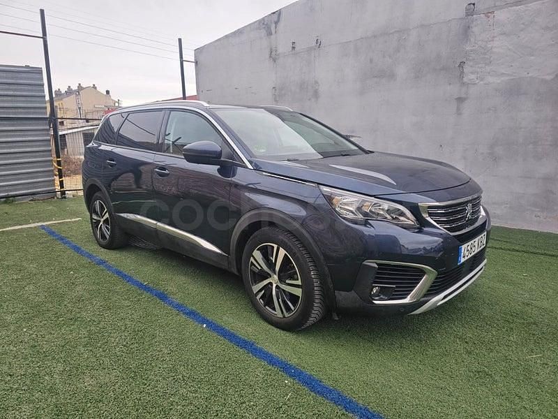 Usado Peugeot 5008 Active 130 CV (95 kW) 2017 Azul SUV
