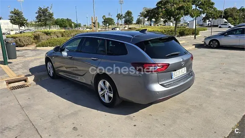 Usado Opel Insignia Excellence 170 CV (125 kW) 2018 Gris / plata Familiar