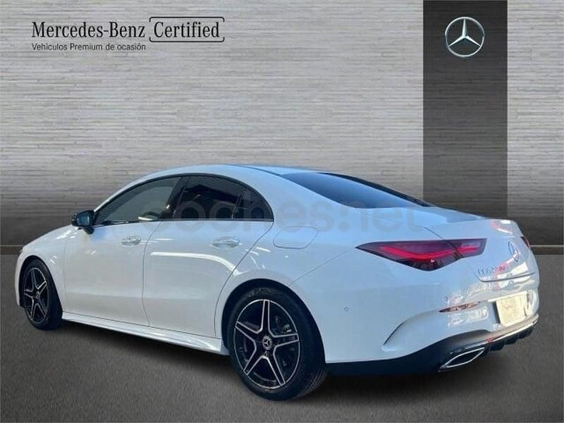 Usado Mercedes CLA220 AMG line 190 CV (139 kW) 2025 Blanco Berlina