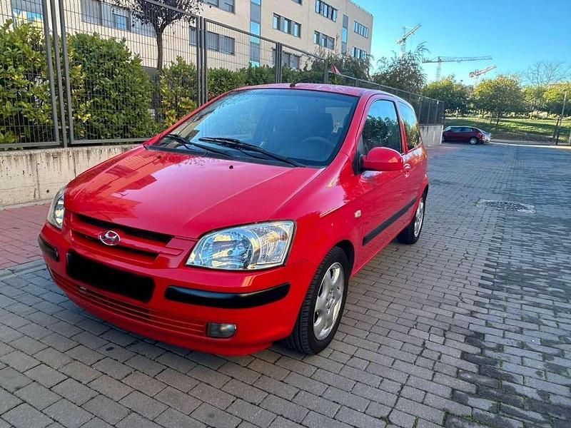 Usado Hyundai Getz 97 CV (71 kW) 2005 Rojo Utilitario