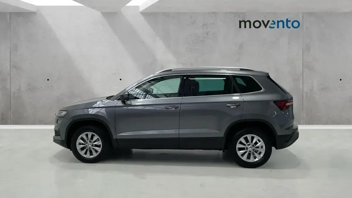 Usado Skoda 110 R Ambition 150 CV (110 kW) 2023 Gris Pickup/Camioneta