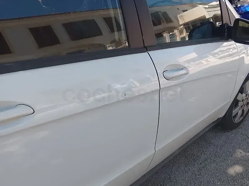 Usado Mercedes A180 Elegance 109 CV (80 kW) 2011 Blanco Utilitario