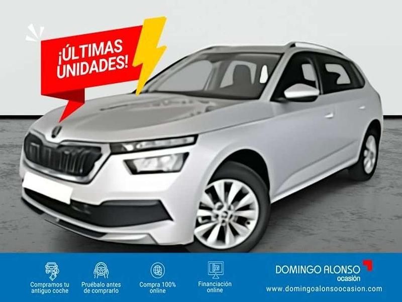 Usado Skoda Kamiq Ambition 110 CV (80 kW) 2023 Plateado SUV