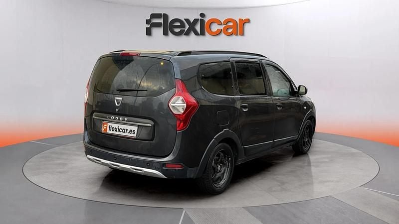 Usado Dacia Lodgy 116 CV (85 kW) 2021 Gris Monovolumen