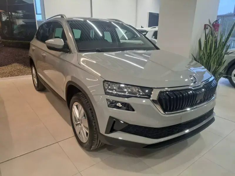 Nuevo 2024 Skoda Karoq Selection SUV | 27.990 € (Precio justo) - Imagen 1/4