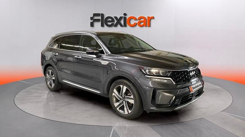 Usado Kia Sorento Plus 265 CV (194 kW) 2023 Gris SUV