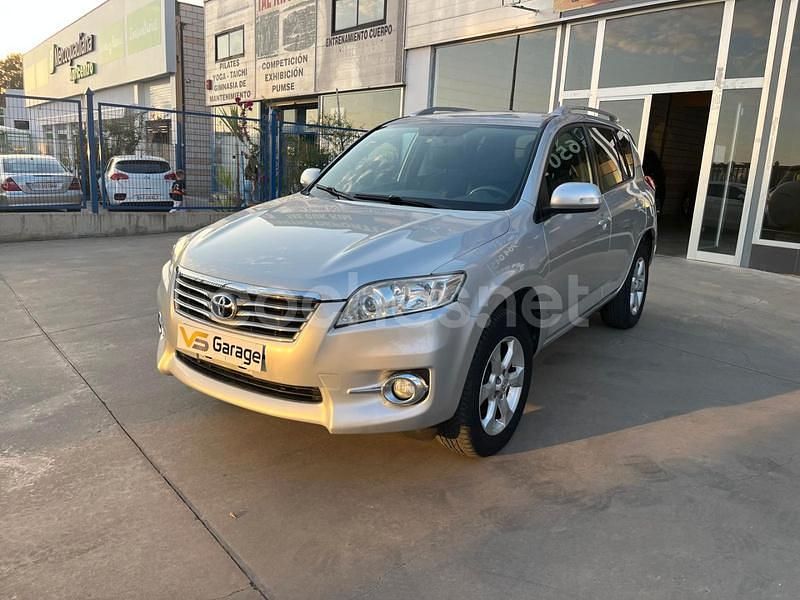 Gris / plata Usado 2012 Toyota RAV4 Executive SUV | 13.500 € (Buen precio) - Imagen 1/4