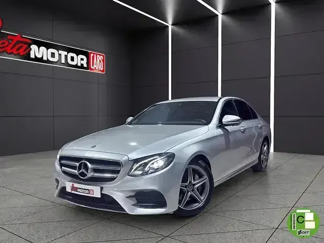 Usado Mercedes E220 194 CV (142 kW) 2019 Gris Berlina