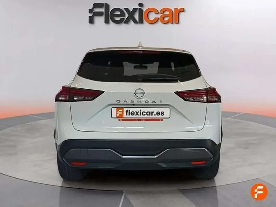 Usado Nissan Qashqai Acenta 140 CV (102 kW) 2023 Blanco SUV