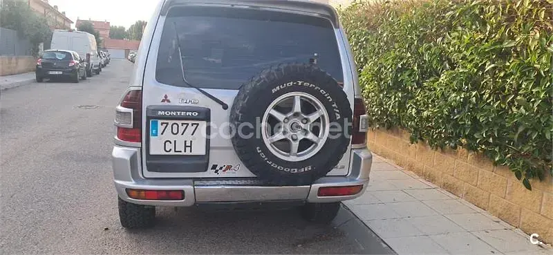 Usado Mitsubishi Montero 160 CV (117 kW) 2003 Gris / plata SUV