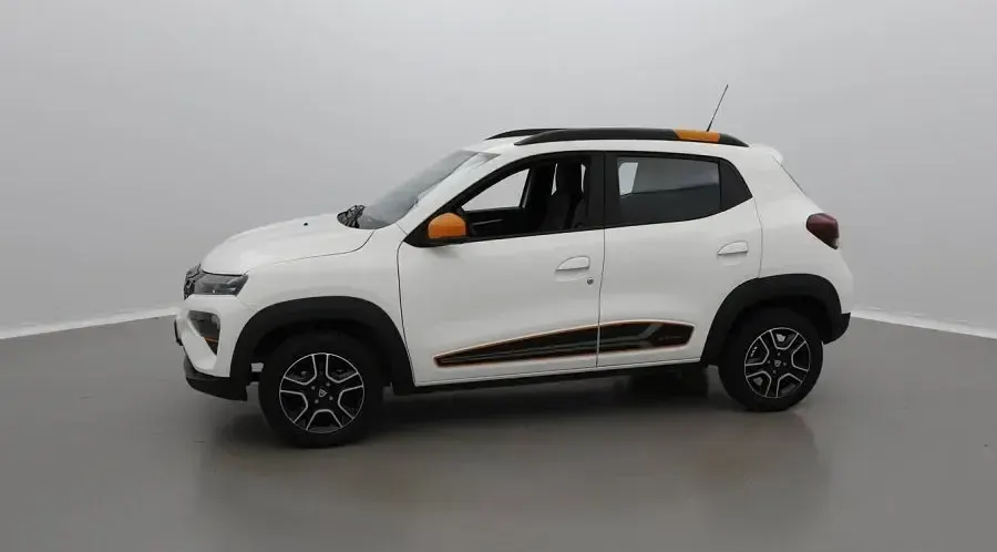Usado Dacia Spring Comfort Plus 33 kW (45 CV) 2021 Utilitario