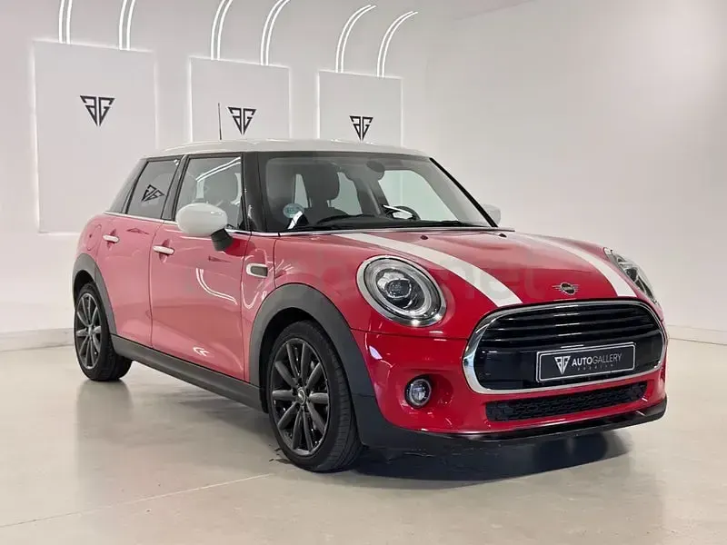 Usado Mini Cooper 136 CV (100 kW) 2020 Rojo Utilitario