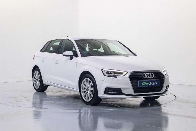 Usado Audi A3 Sportback Design 150 CV (110 kW) 2019 Blanco Utilitario