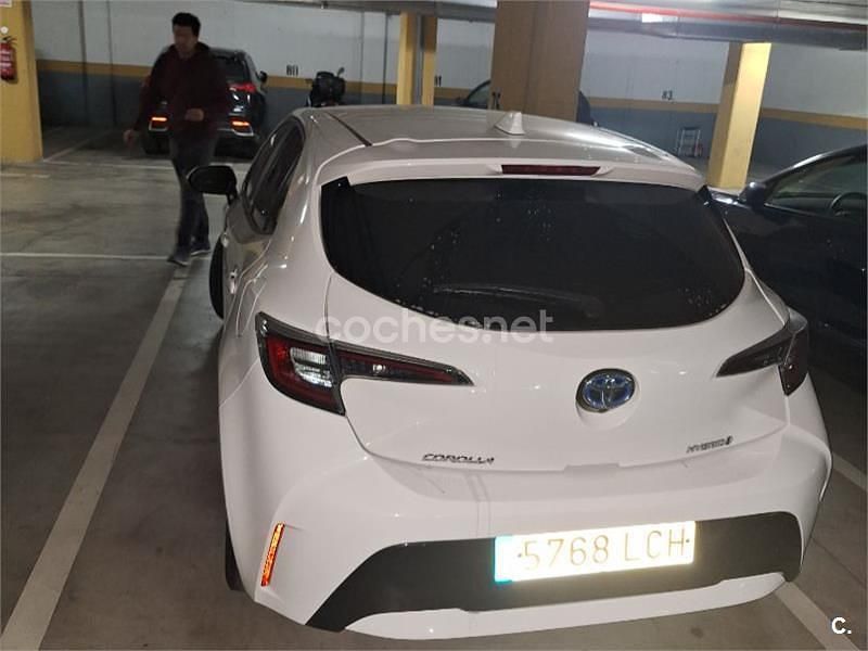 Usado Toyota Corolla 180 CV (132 kW) 2019 Blanco Berlina