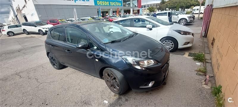 Usado Opel Corsa Selective 90 CV (66 kW) 2019 Negro Utilitario