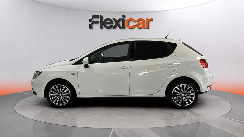 Usado Seat Ibiza Reference 90 CV (66 kW) 2016 Blanco Utilitario