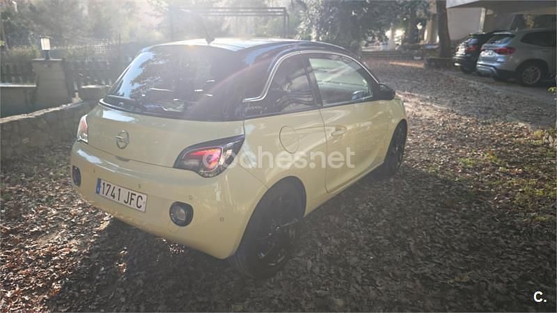 Usado Opel Adam Slam 100 CV (73 kW) 2015 Verde Utilitario