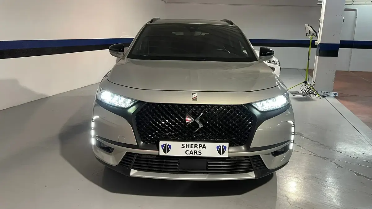 Usado DS Automobiles DS7 Crossback Performance 225 CV (165 kW) 2021 Gris SUV