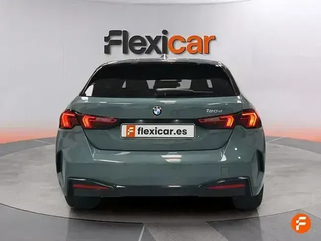Usado BMW 118 150 CV (110 kW) 2025 Gris Utilitario