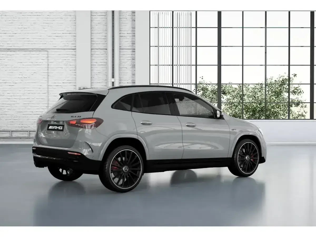 Nuevo Mercedes GLA35 AMG AMG 306 CV (225 kW) 2025 Gris SUV