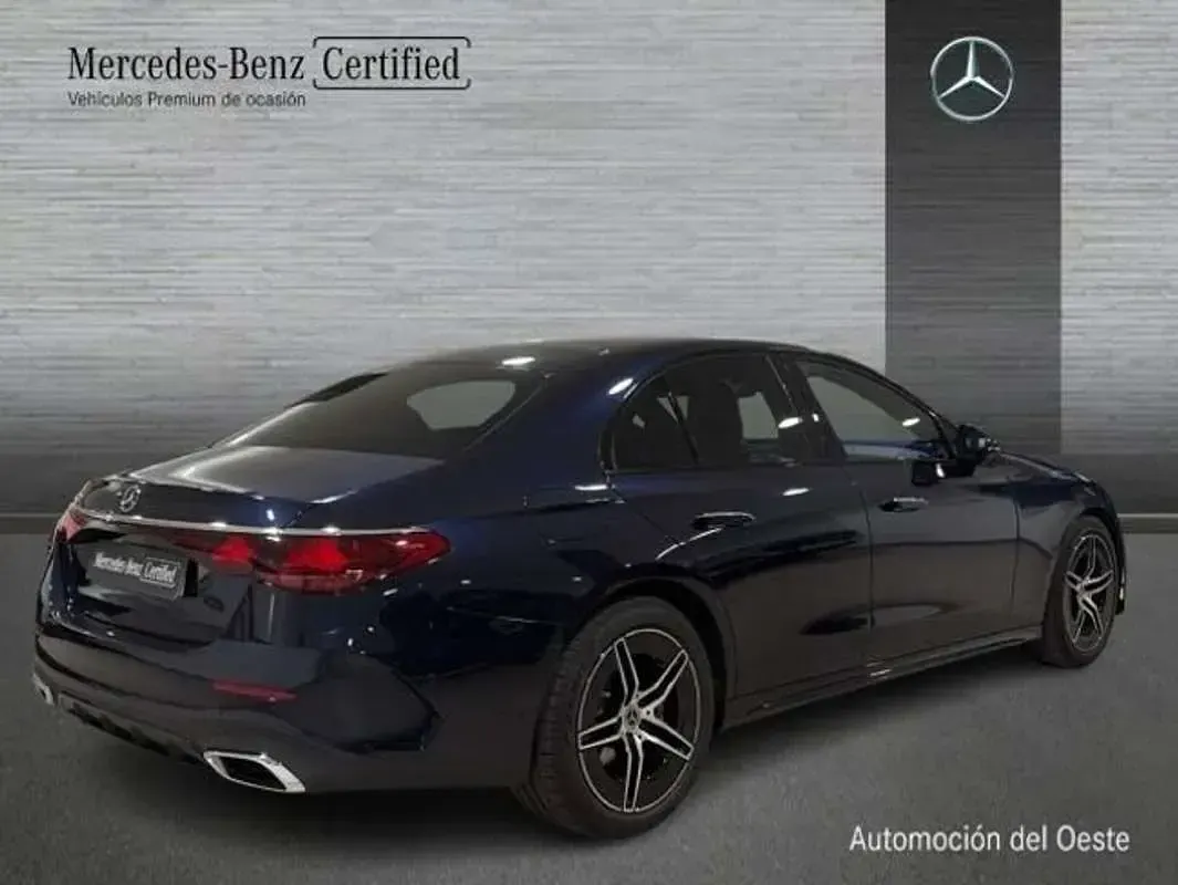 Usado Mercedes E220 197 CV (144 kW) 2025 Azul Berlina
