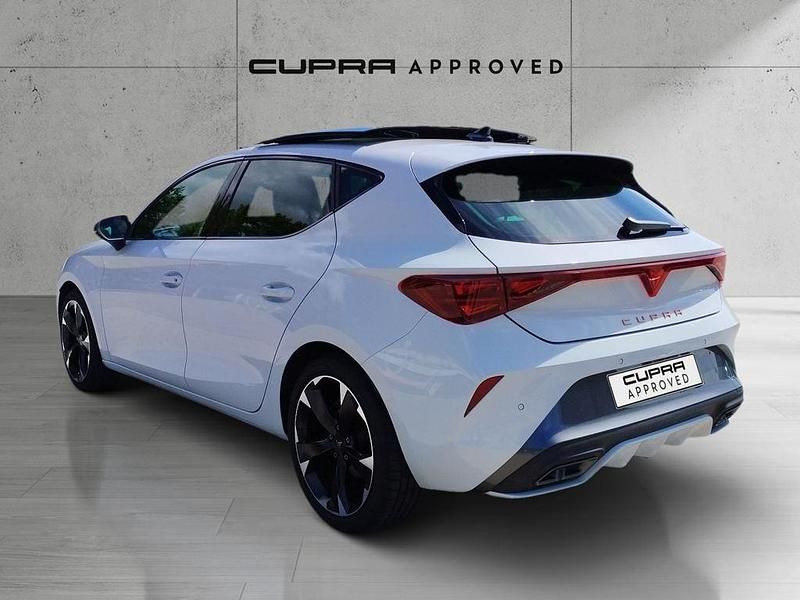 Usado Cupra Leon 150 CV (110 kW) 2025 Blanco Utilitario