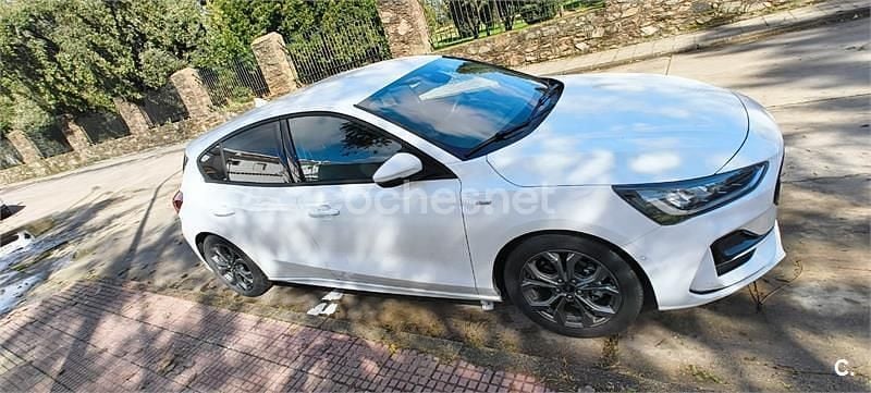 Usado Ford Focus ST-Line 125 CV (91 kW) 2024 Blanco Berlina