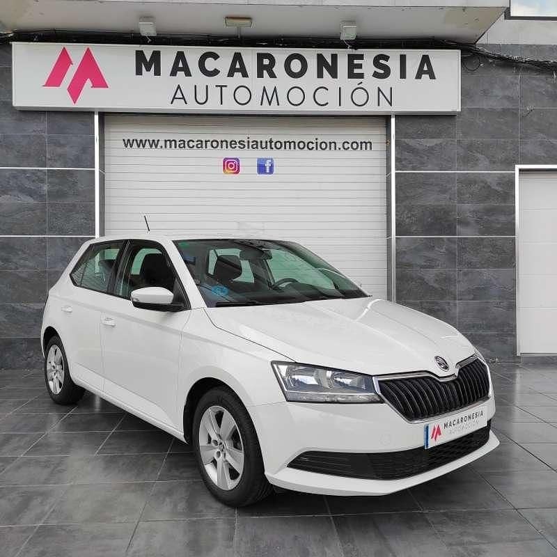 Blanco Usado 2019 Skoda Fabia Ambition Utilitario | 9990 € (Precio justo) - Imagen 1/4