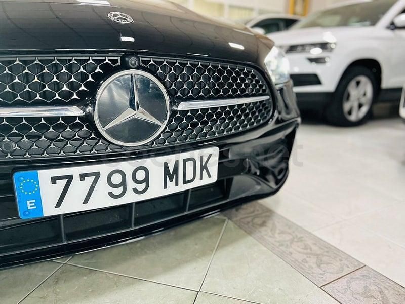 Usado Mercedes C220 200 CV (147 kW) 2023 Negro Berlina